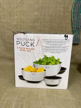Wolfgang Puck 6 Piece Stainless Steel Mixing Bowl Set with Lids